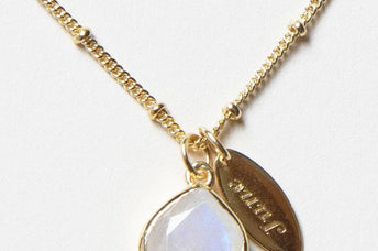 June Birthstones: Pearl, Alexandrite, and Moonstone