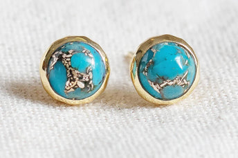 December Birthstones: Turquoise, Topaz, Tanzanite & Zircon Guide