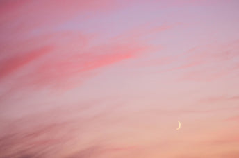 New Moon Astrology: Embracing Cosmic Beginnings