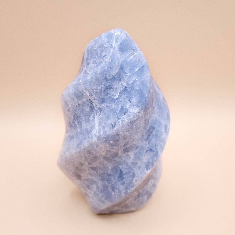 #1 BLUE CALCITE swatch